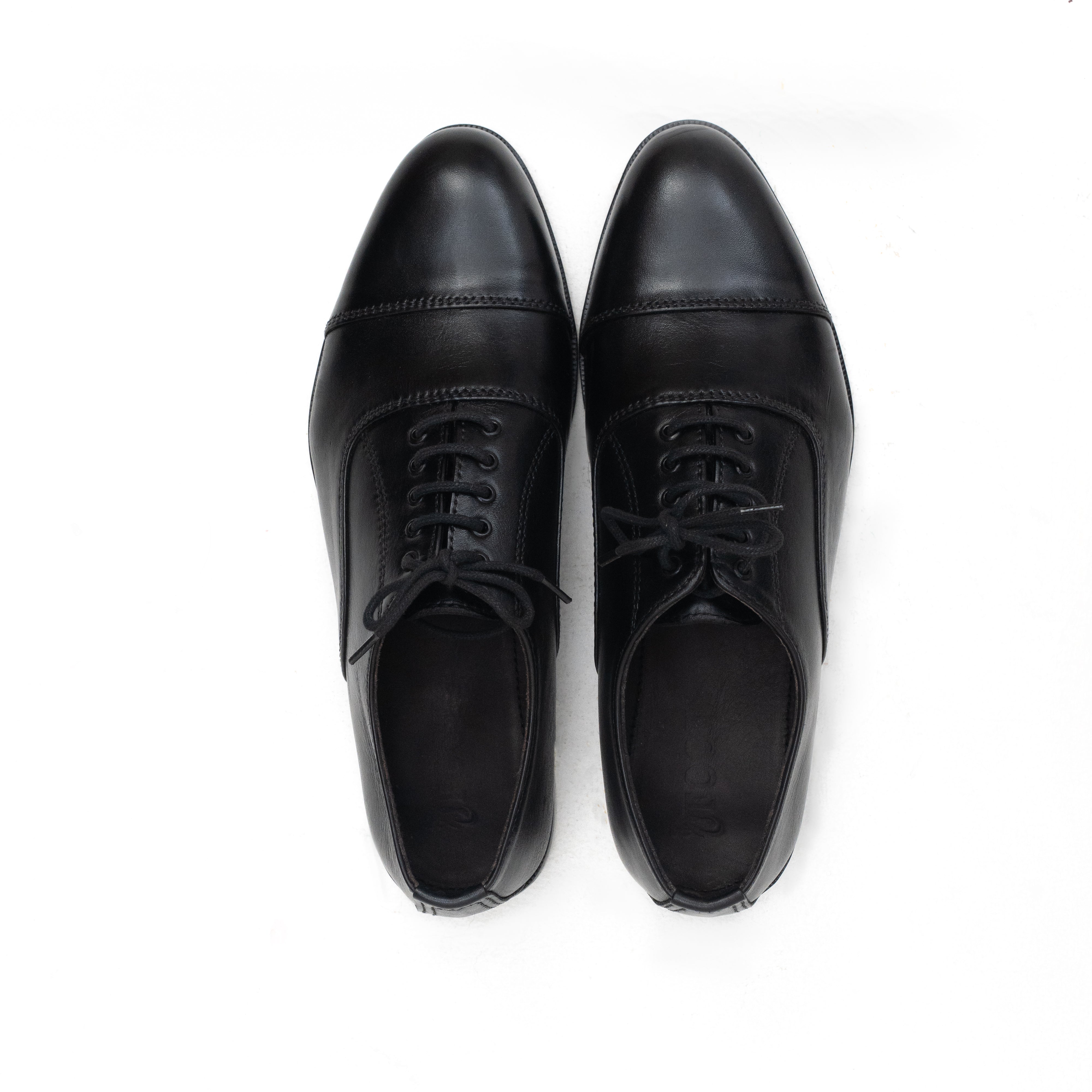 Classic Heritage Black Cap-Toe Oxford