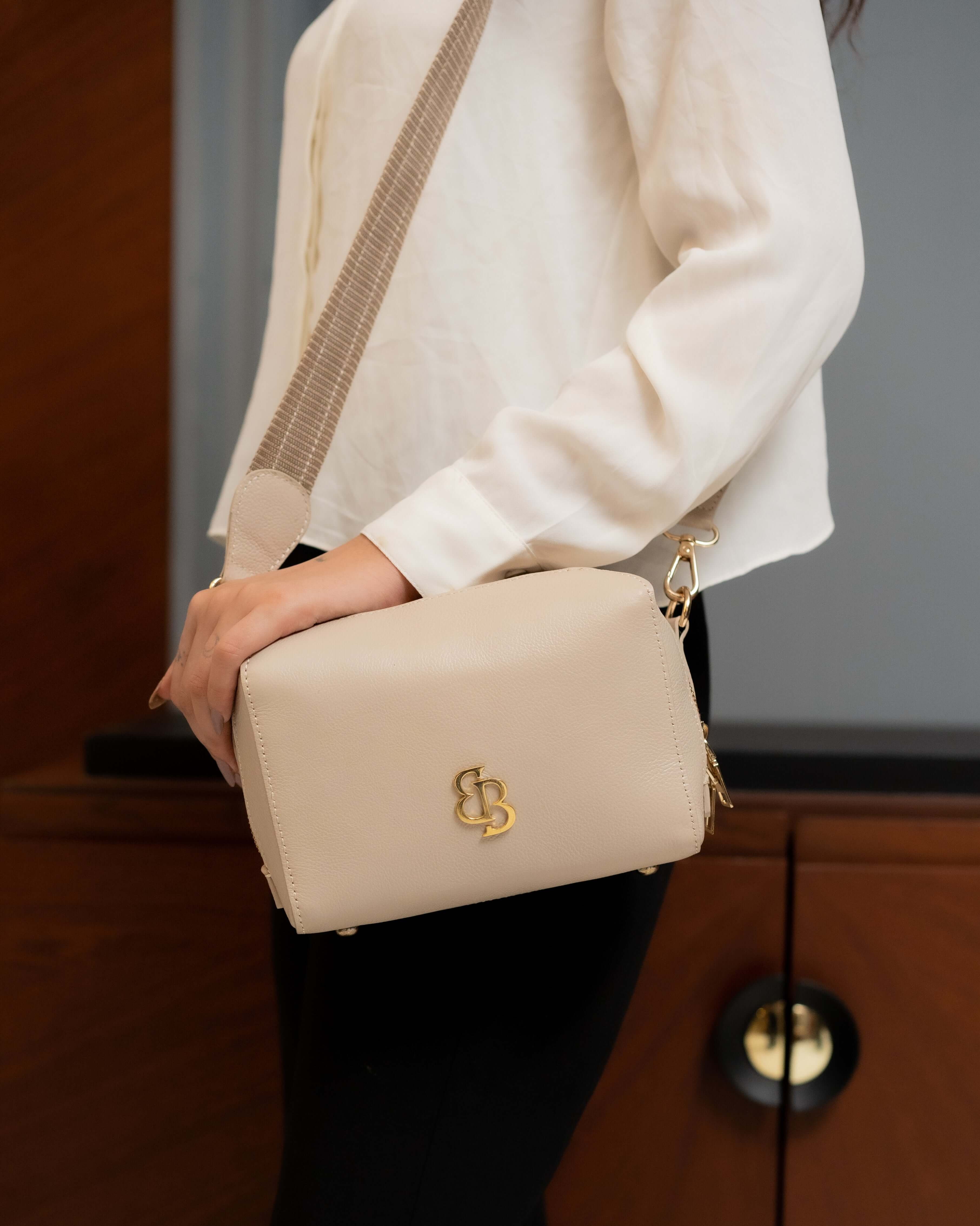 BB CAMERON CROSSBODY