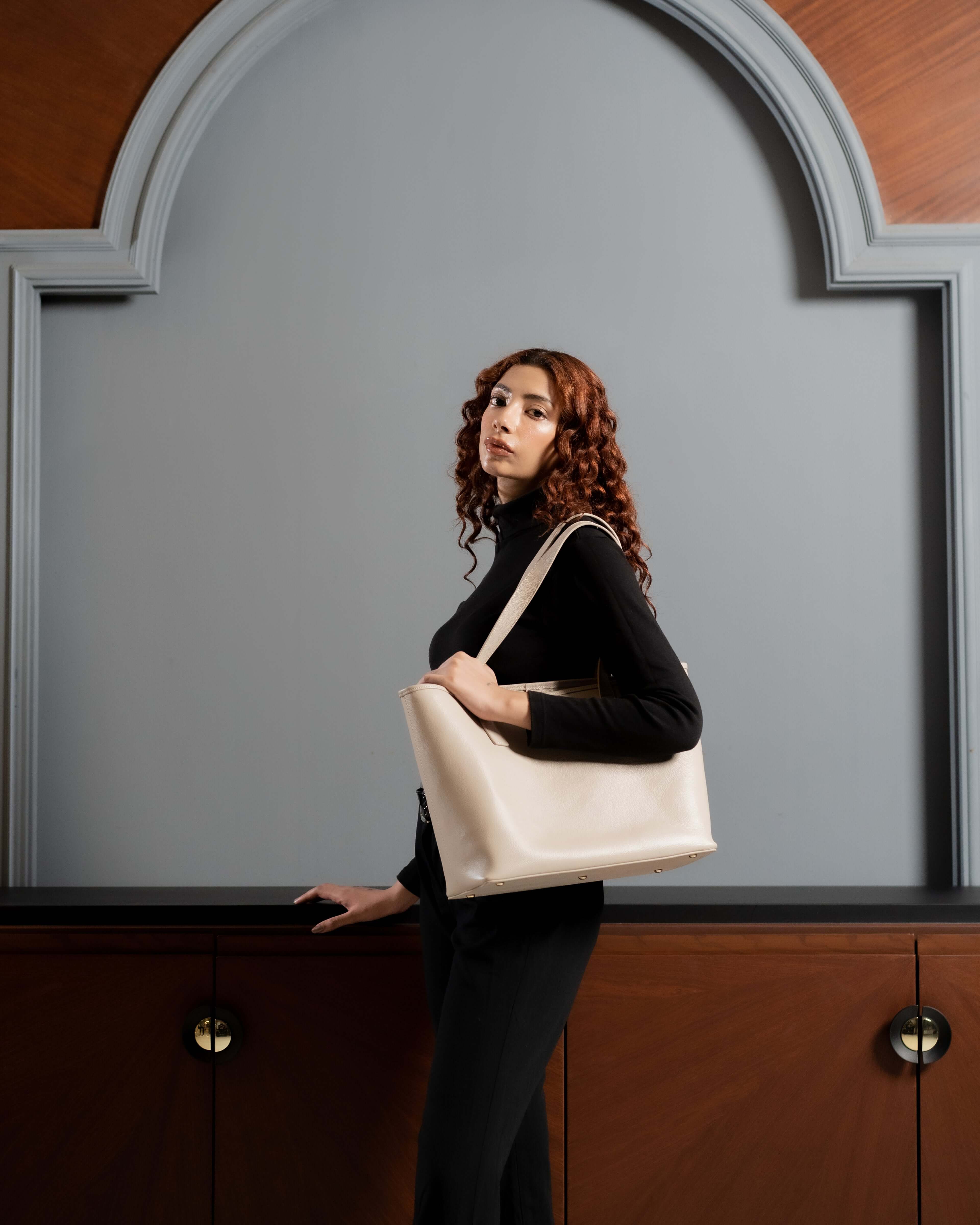 CLASSIC VINTAGE NOIR BAG