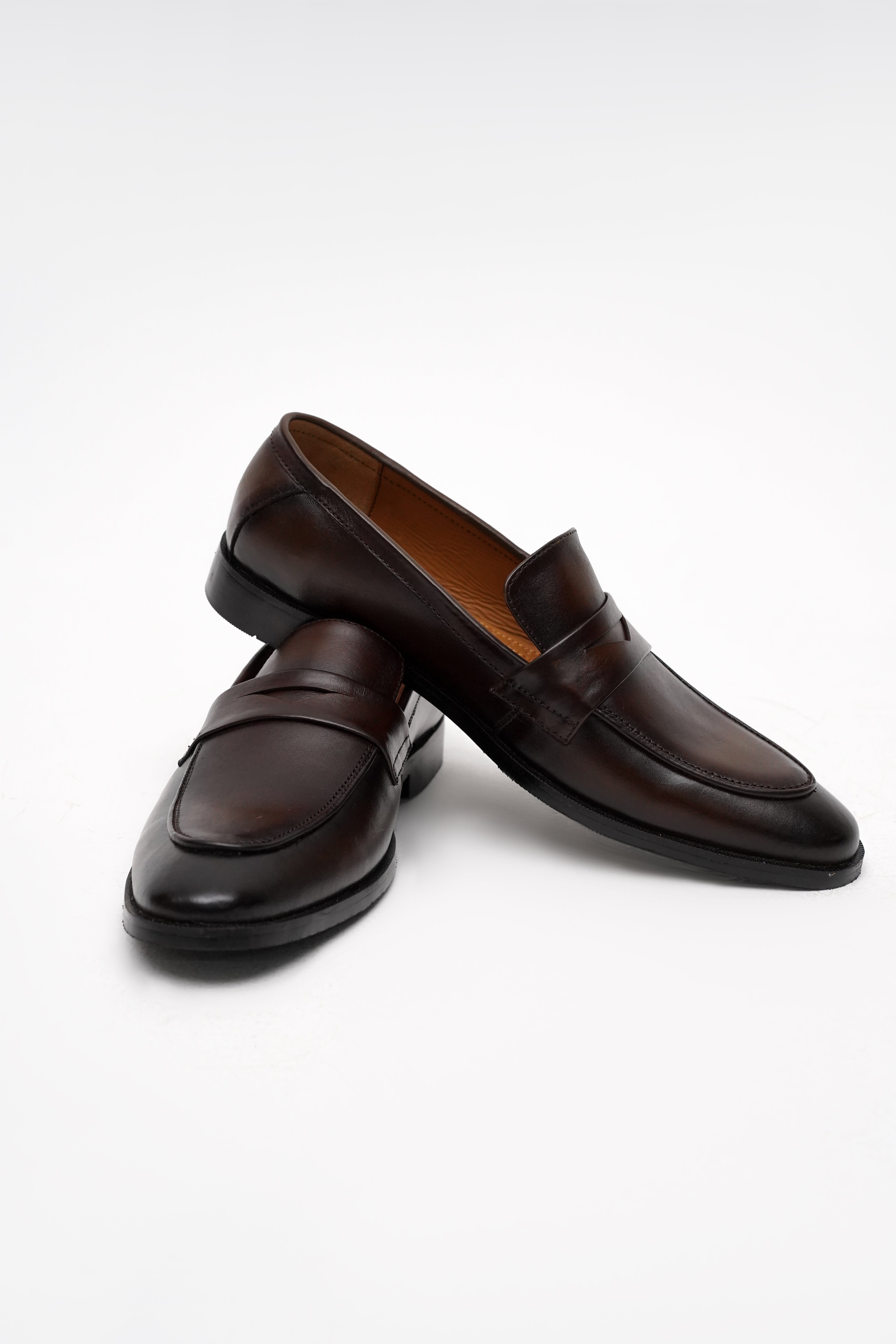 CLASSIC BROWN CALF LEATHER PENNY LOAFERS