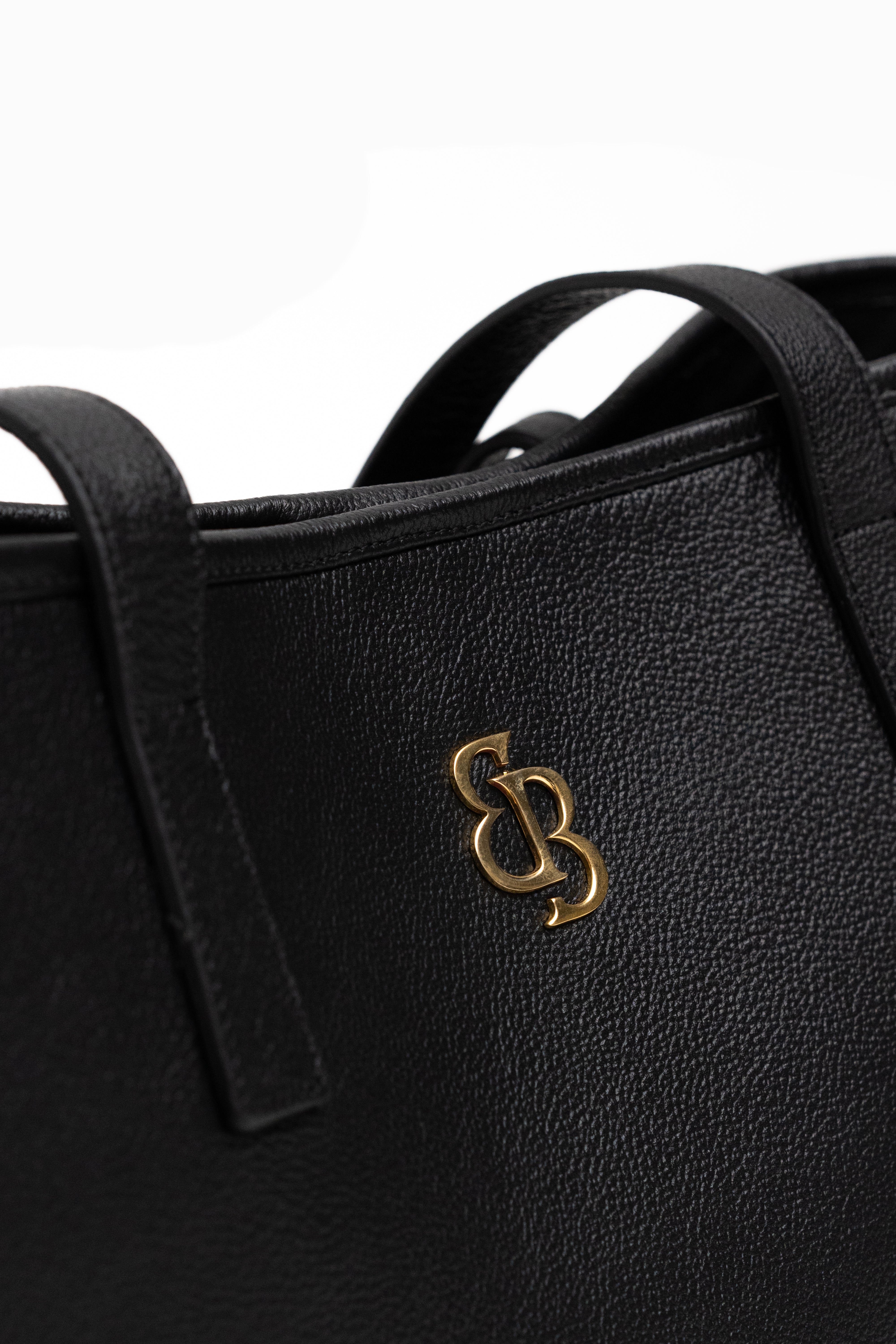 CLASSIC VINTAGE NOIR BAG