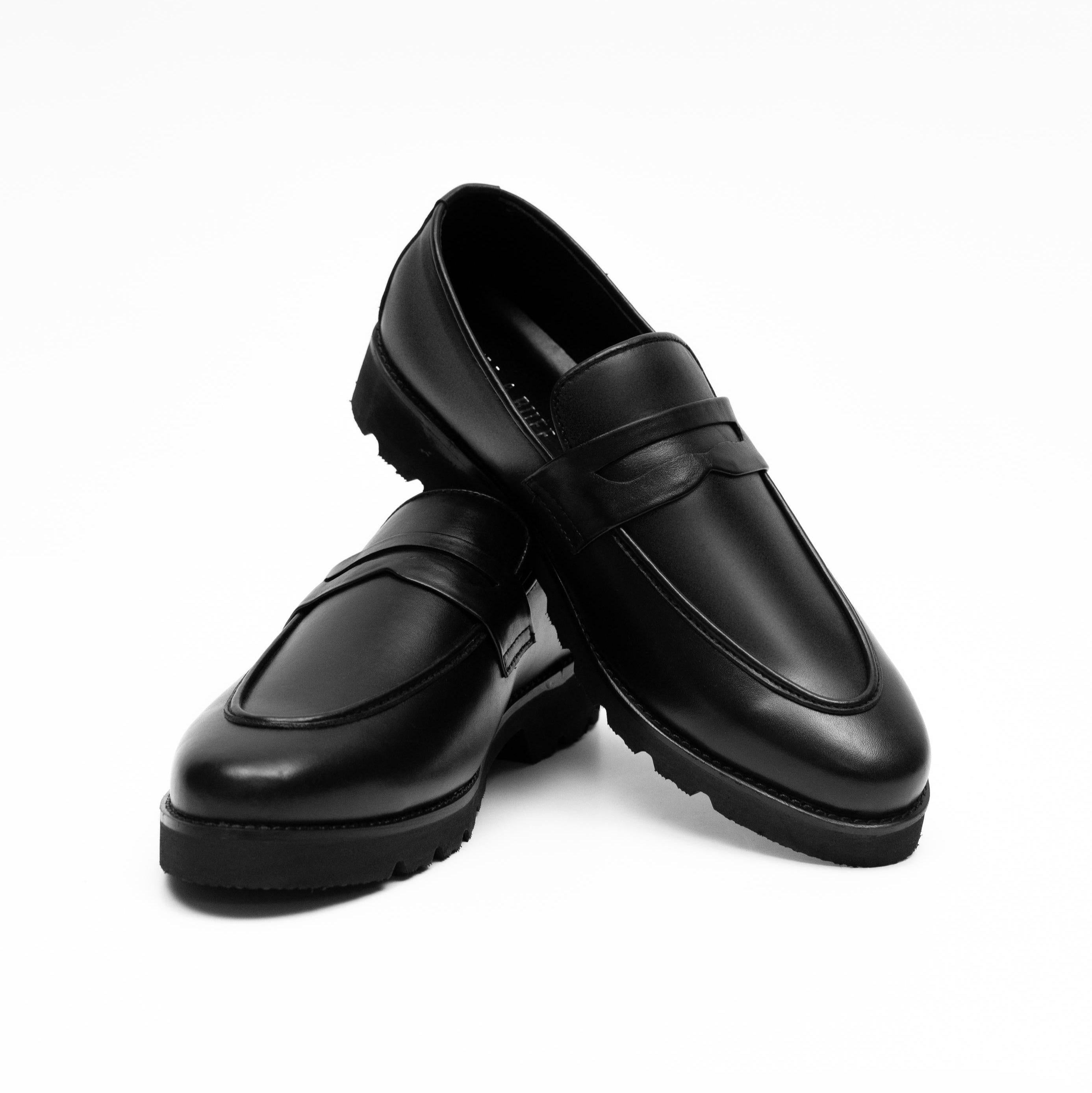VINTAGE CHUNKY PENNY LOAFERS (BLACK)
