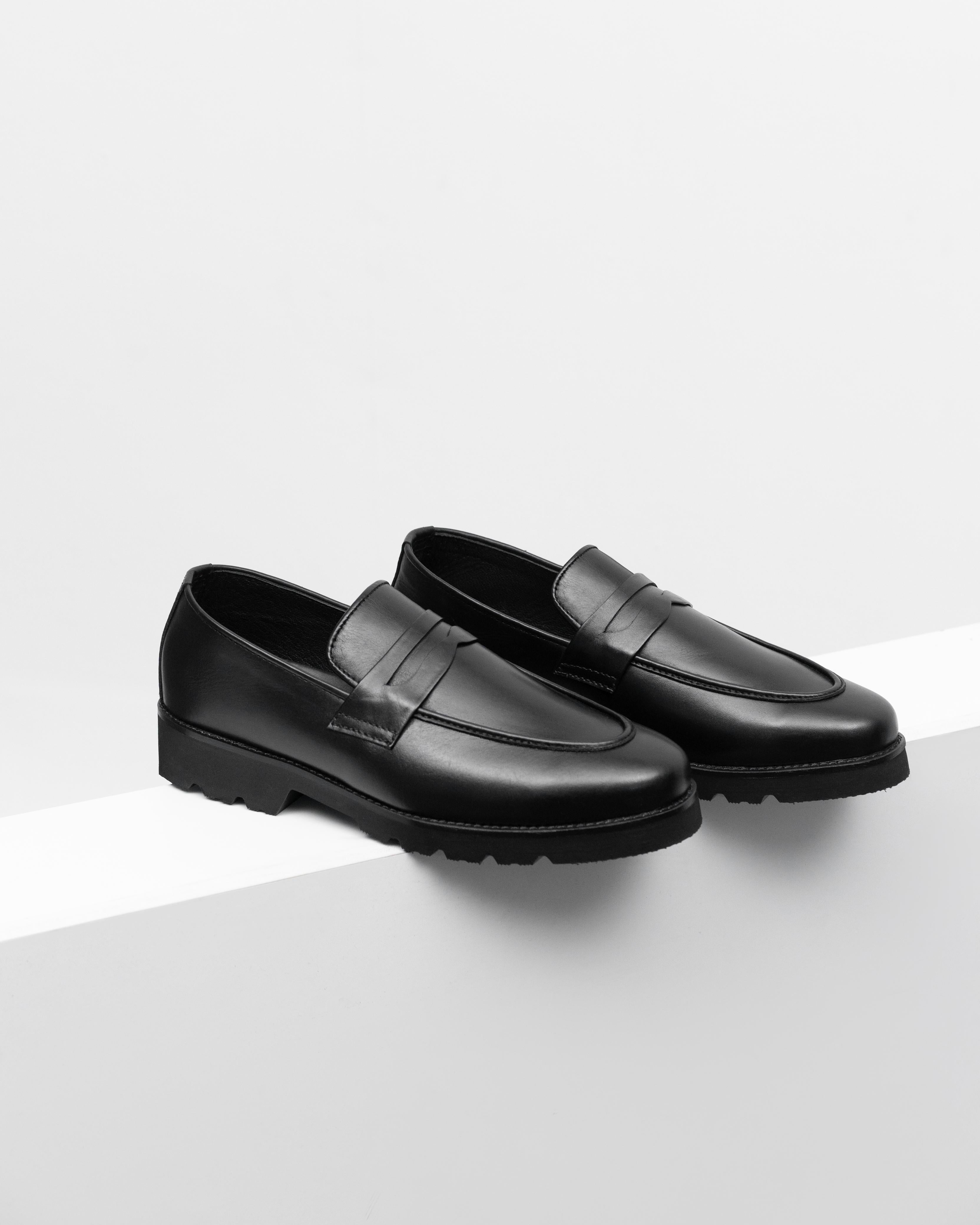 VINTAGE CHUNKY PENNY LOAFERS (BLACK)