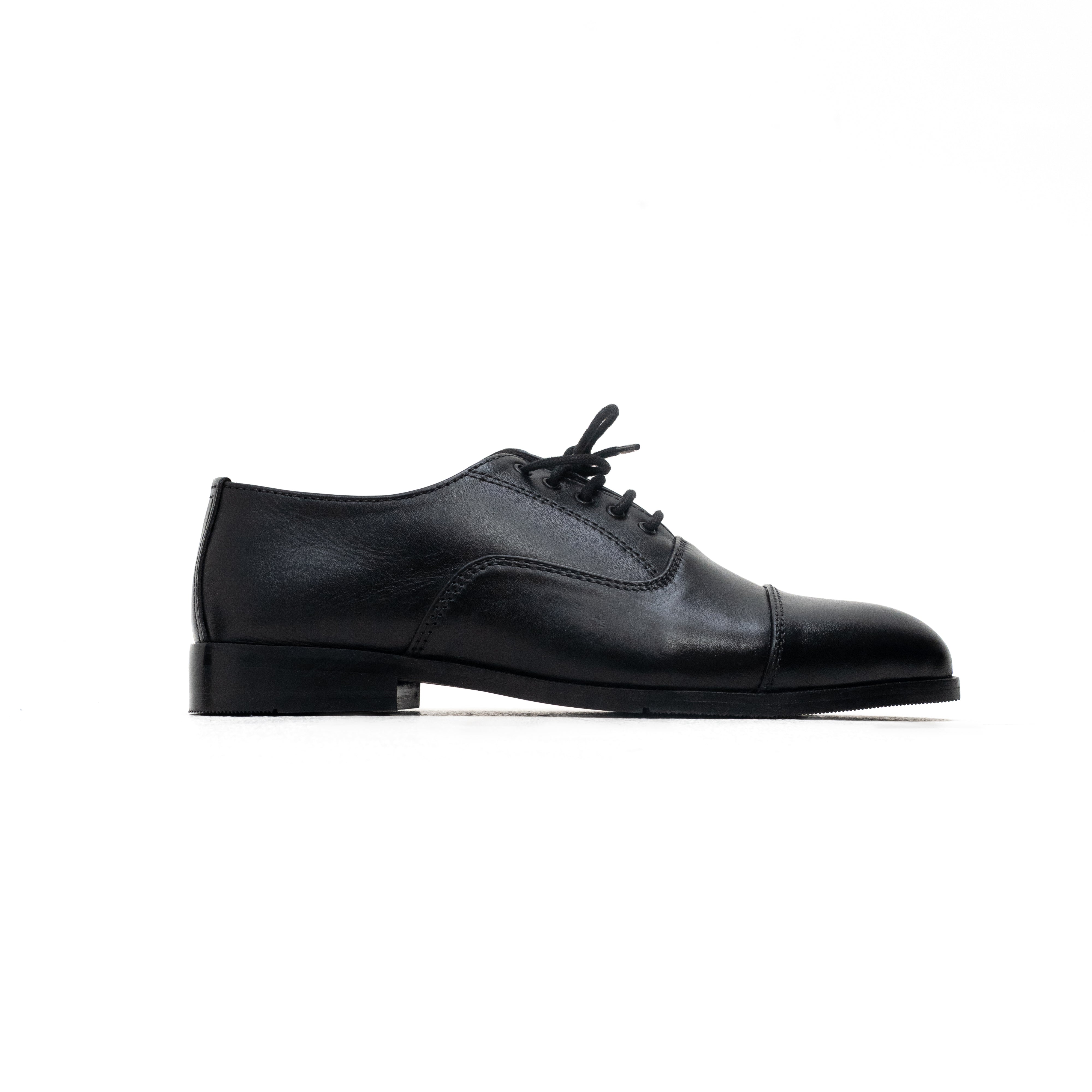 Classic Heritage Black Cap-Toe Oxford