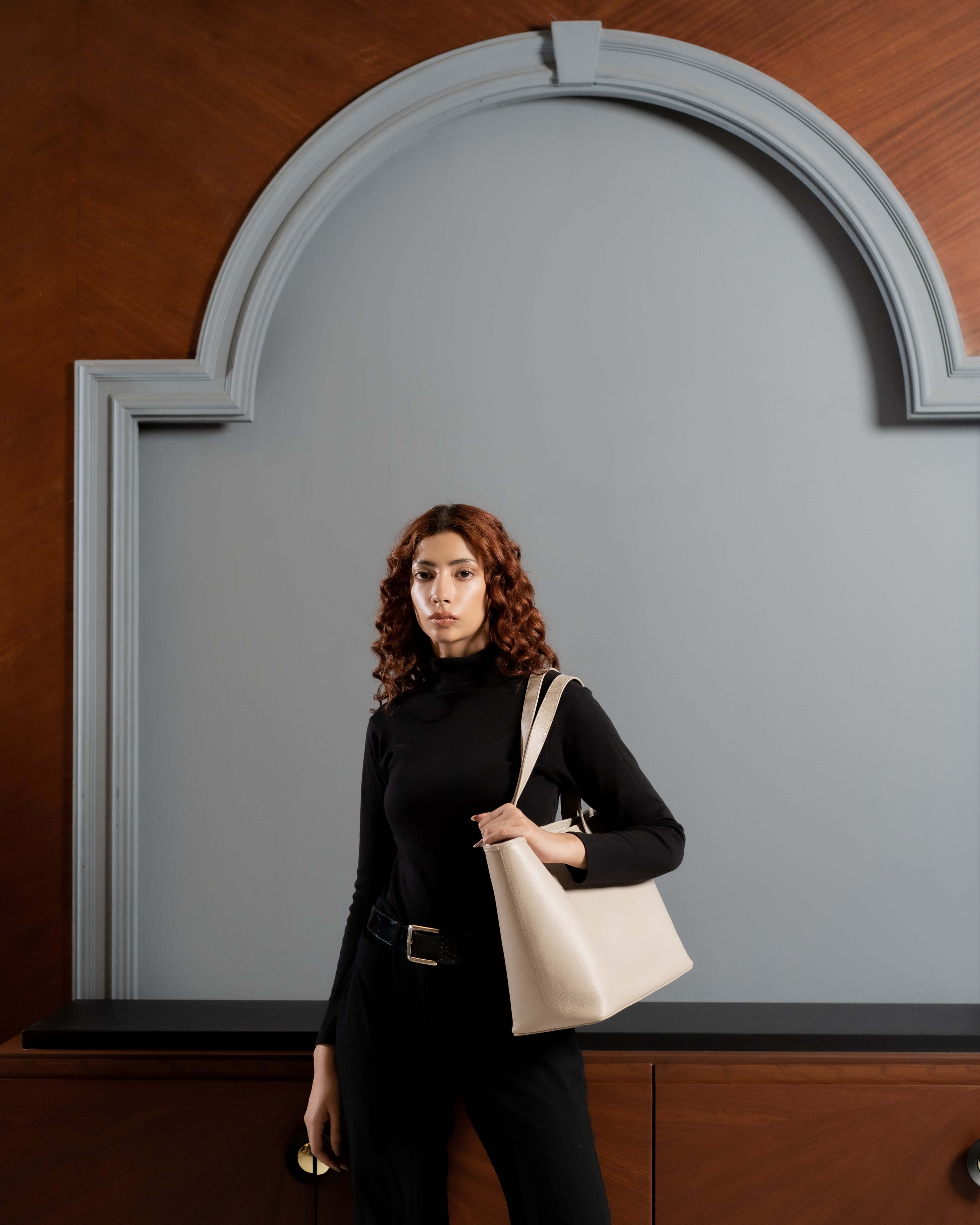 CLASSIC VINTAGE NOIR BAG