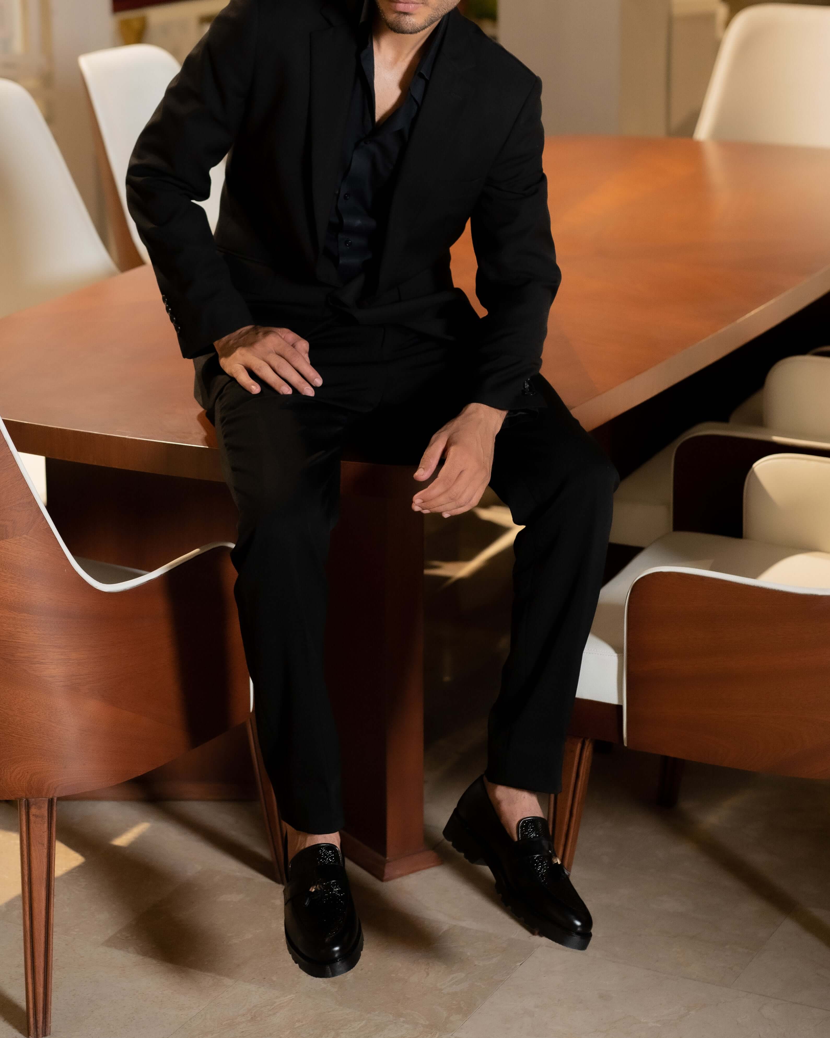 CLASSIC BLACK CALF LEATHER TASSEL LOAFERS