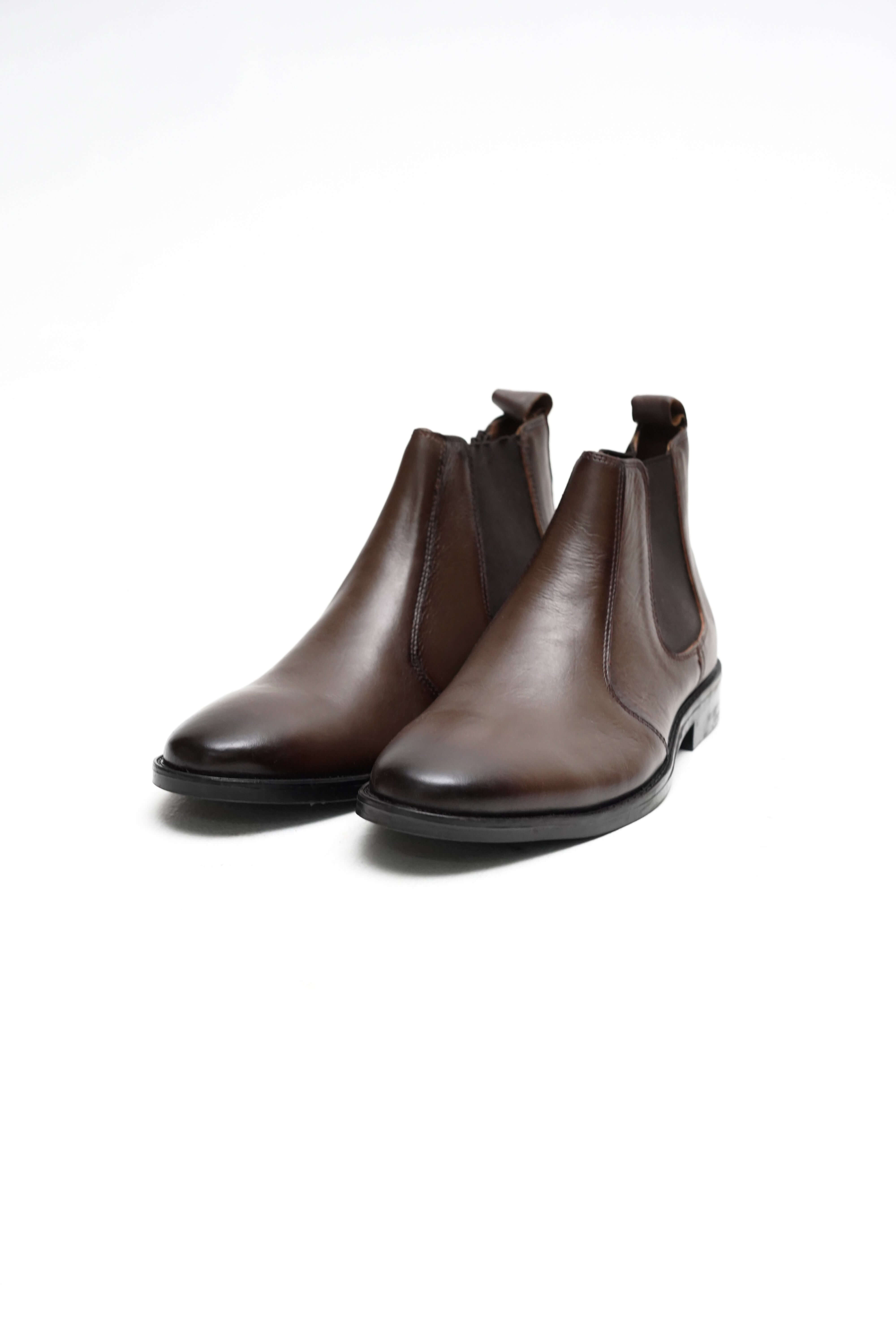 DARK BROWN CALF LEATHER CHELSEA BOOTS