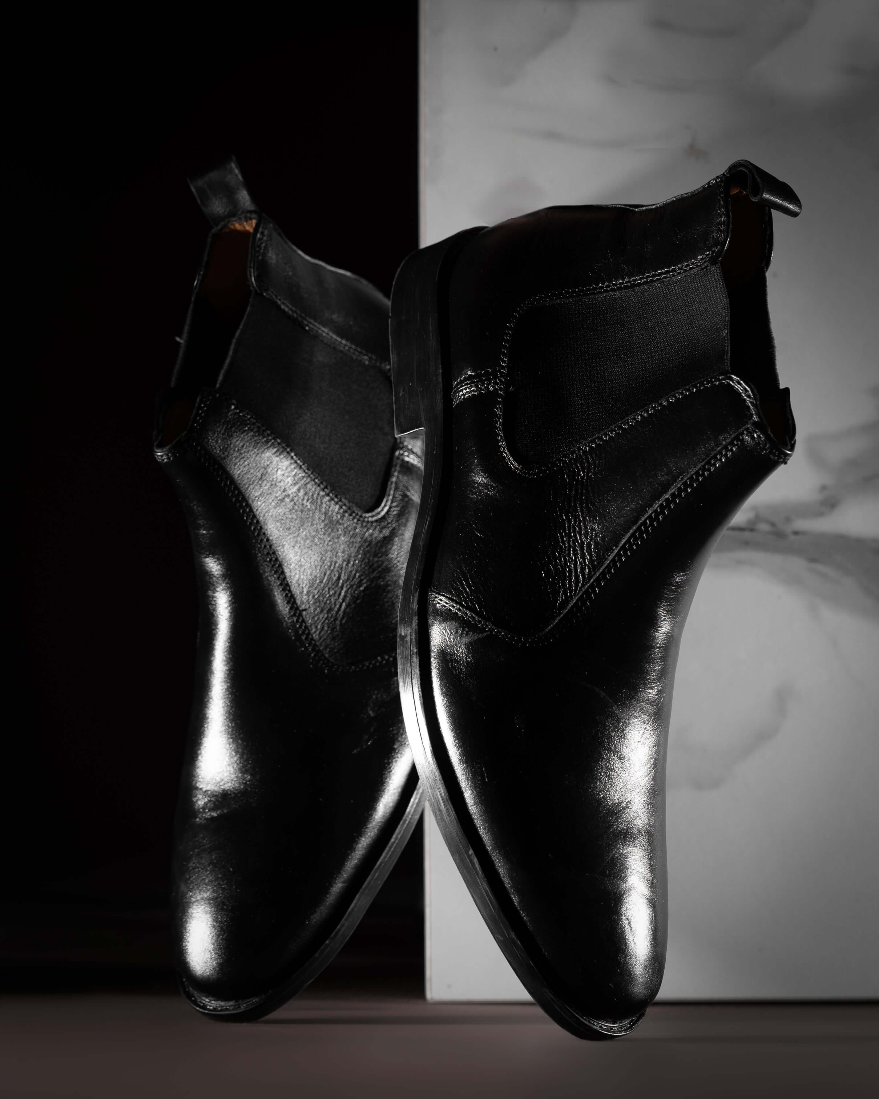 CLASSIC BLACK CALF LEATHER CHELSEA BOOTS